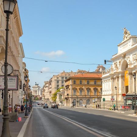 Апартаменты Imperial Nazionale Рим Экстерьер фото